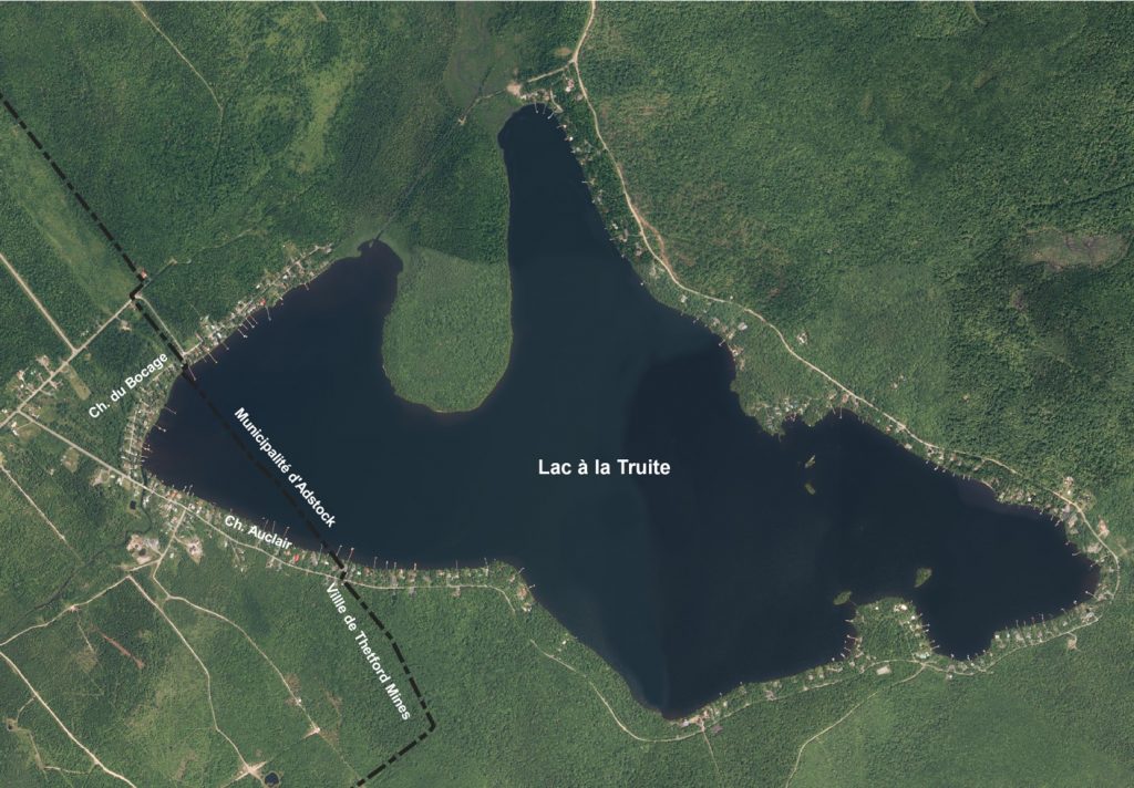 vue aérienne du lac